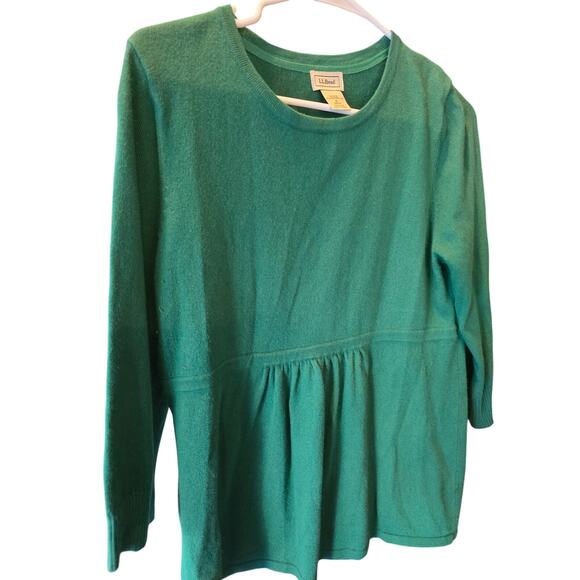 L.L.Bean Rabbit Hair Blend Sweater M Womens Green Quiet Luxury Holiday Party - Picture 2 of 4